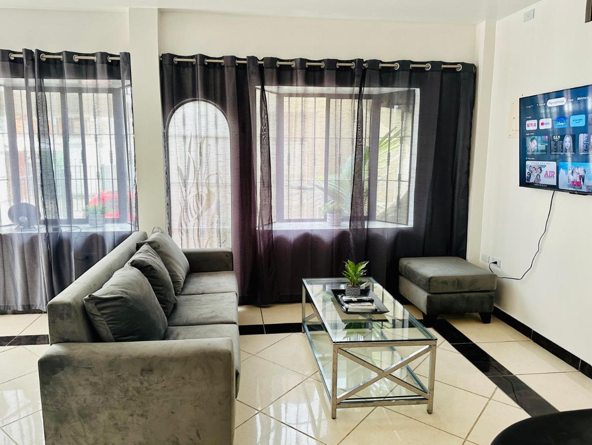 Comfortable 3-Bedroom Apartment, Close To The American Consulate 과야킬 외부 사진
